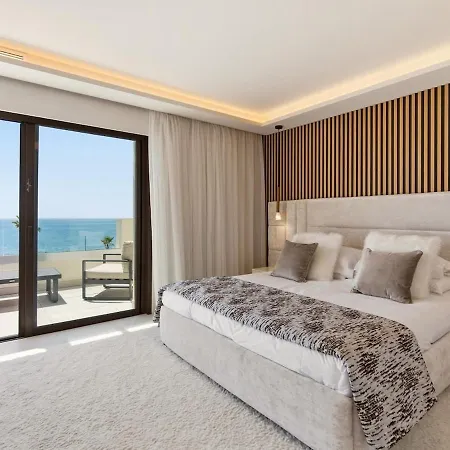 Velaya Beachfront Sanctuary Σπίτι διακοπών *