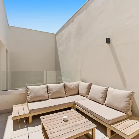 Σπίτι διακοπών Velaya Beachfront Sanctuary Εστεπόνα